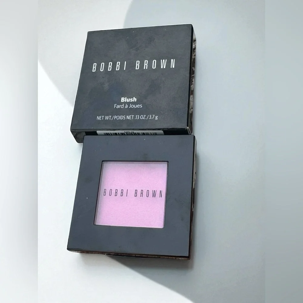 Bobbi Brown (33) Pastel Pink Blush. NEW IN BOX. RARE.